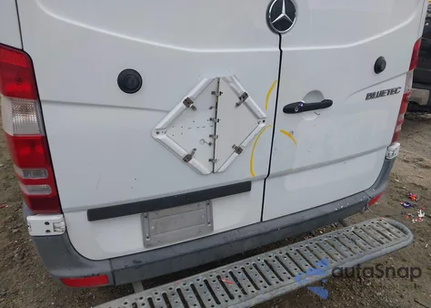 2012 Mercedes-Benz Sprinter 2500 High Roof из США, поврежденный, VIN WD3PE8CB2C5704133